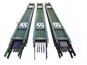 �����ĸ��ĸ���B��